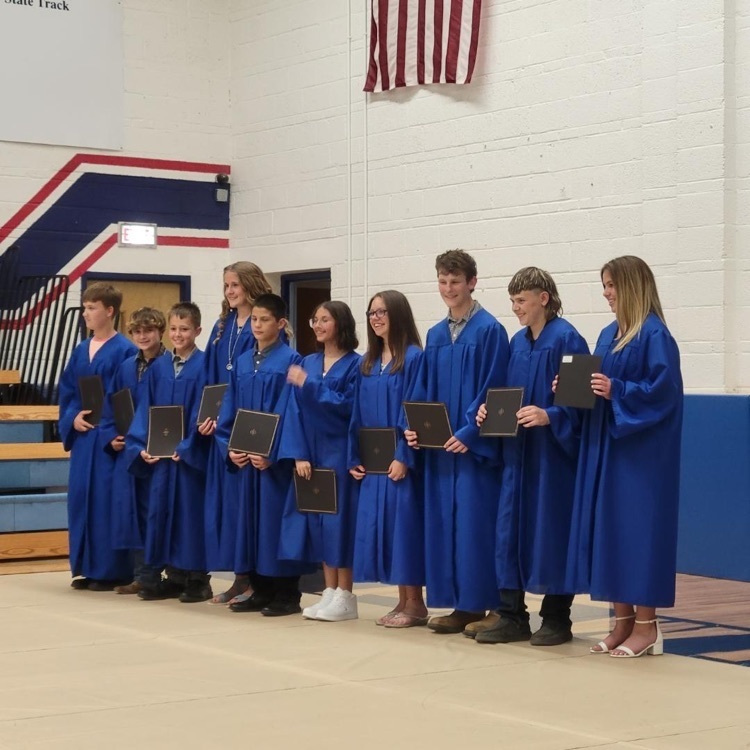 8th Grade Graduating Class of 2022